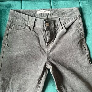 Grey PacSun Corduroy Low Rise Flare Jeans Size 25
